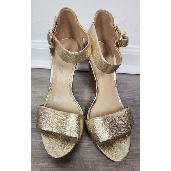 Michael Kors Women's Sz. 9 Gold Leather Wood Wedge Sandals - Picture 2 of 8
